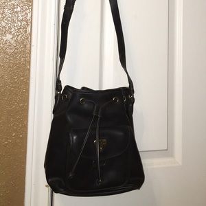Vintage Guess USA bucket bag