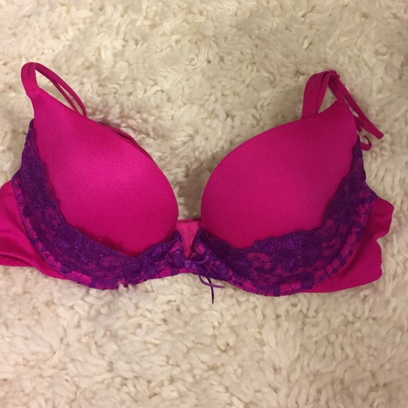 VICTORIA SECRET PUSH UP