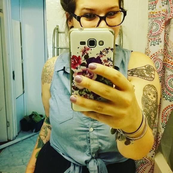 Meet your Posher, Emma - Picture 1 of 1