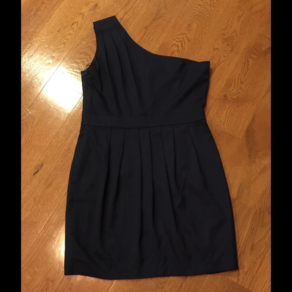 One Shoulder Beaded J. Luce Dress - Picture 3 of 3