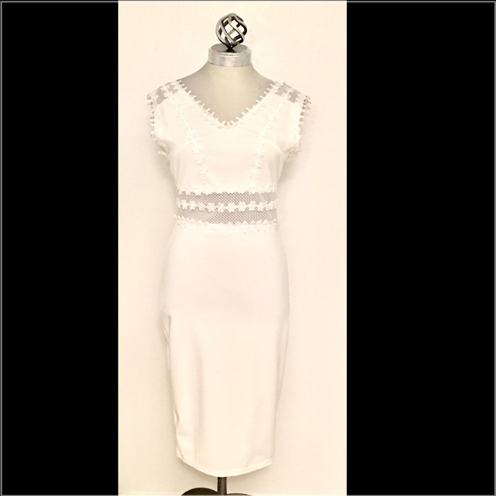NEW!!!  Cream women's Dress Size Small