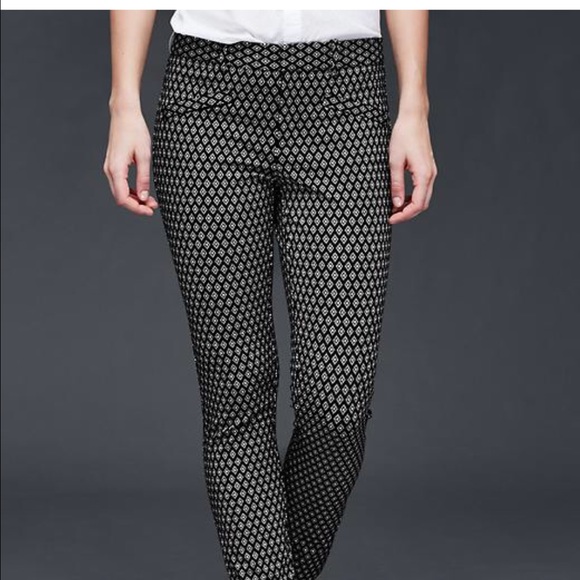 Skinny pants