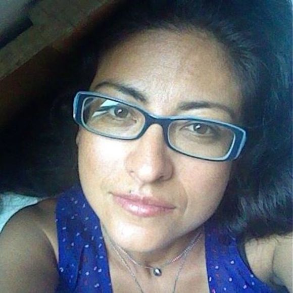 Meet your Posher, Pamela - Picture 1 of 1