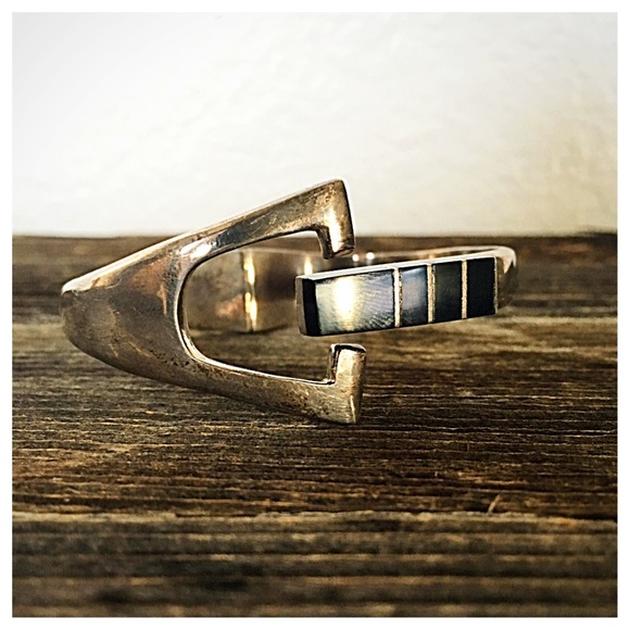 Solid Silver & Enamel Geometric Hinge Bracelet - Picture 2 of 4