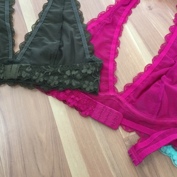 LAST - Lace halter bralette - Picture 3 of 3