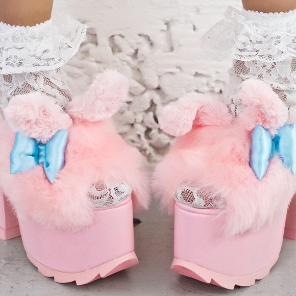 Sanrio x YRU platforms