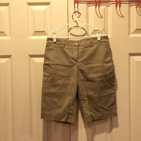 BCBG chino Bermuda shorts