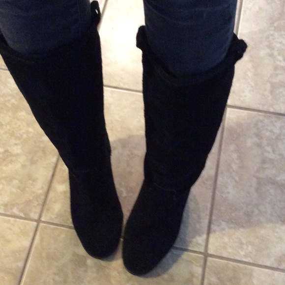 Merona Shoes - Black suede boots
