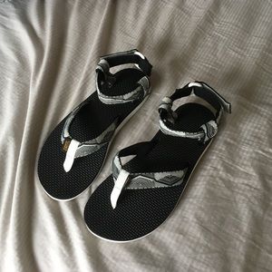 Teva Sandals size 6