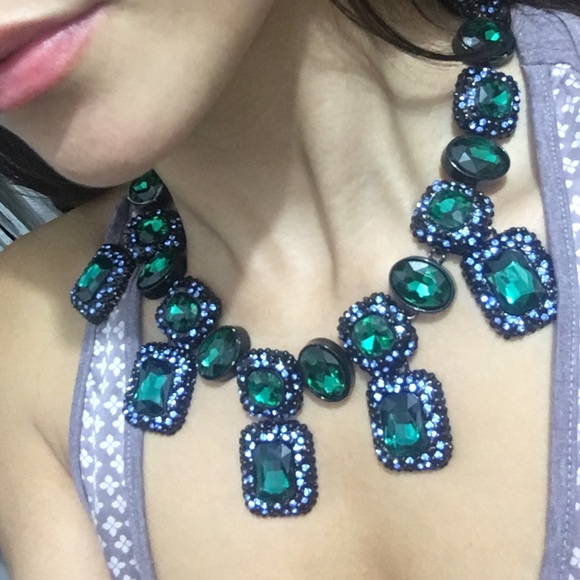 Statement Emerald Necklace - image 4