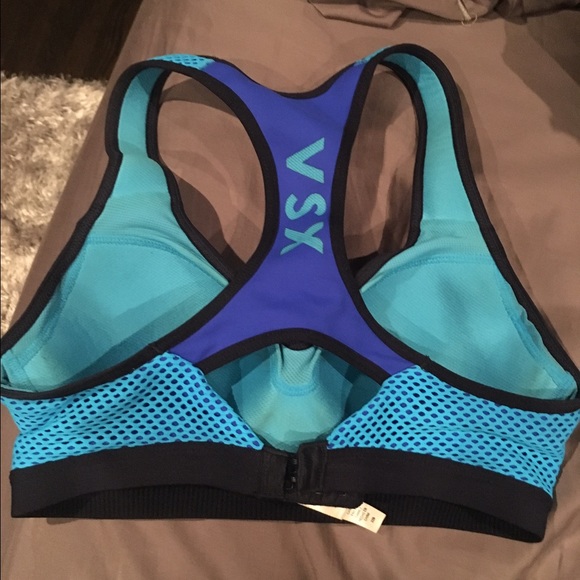 SPORTS BRA - Picture 2 of 2