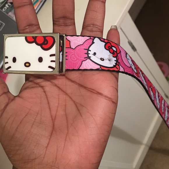 Hello Kitty Belt! - Picture 2 of 3