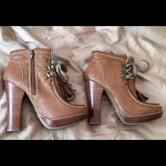 MIA brown heeled booties size 9