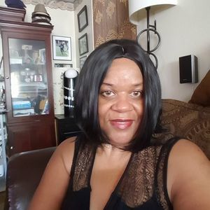 Meet your Posher, Yvonne