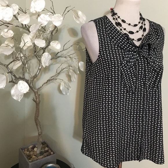 LOFT TOP ❤️️SOLD❤️️ - Picture 3 of 4