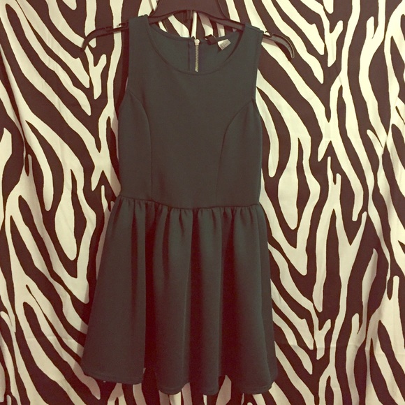 Cute fall dress!
