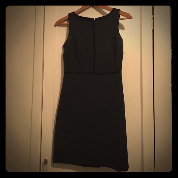 Hunter green dress with black details