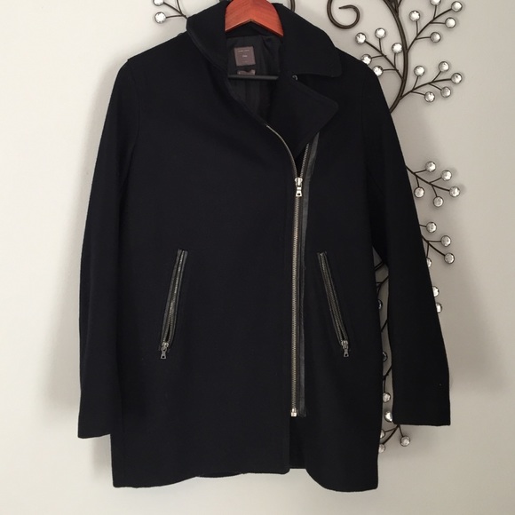 Sold!!!!! Gap Wool Winter Asymmetrical Zipper Coat - Picture 1 of 3