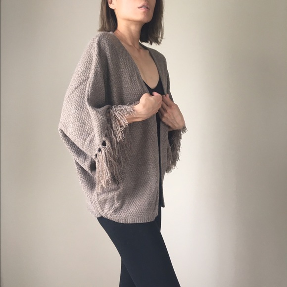 Knitted kimono Fringe cardigan - Picture 4 of 4