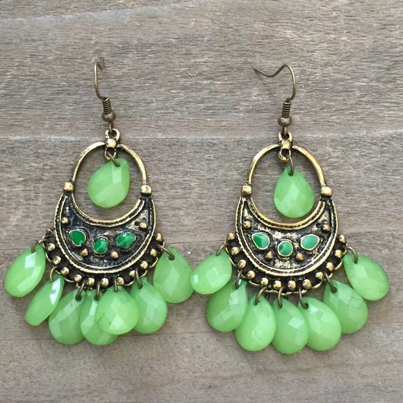 Clara Chandelier Earrings in Deep Green