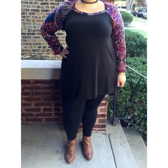 💥Plus Size Raglan Tunic - Picture 3 of 4