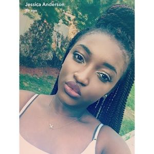 Meet your Posher, Jessica