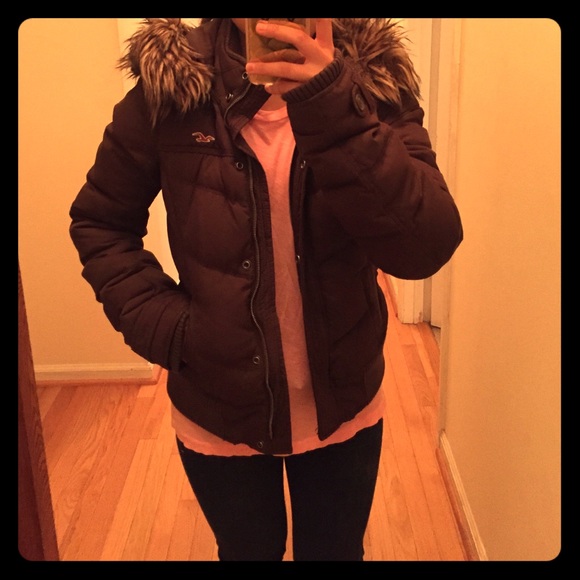 Brown Hollister Puffer Coat/Jacket
