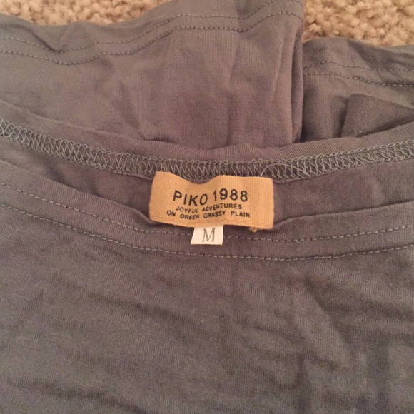 Piko 1988 Hunter Green Long Sleeve Top - Picture 2 of 2