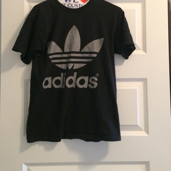 Adidas T-Shirt