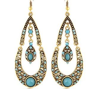 Stunning alloy earrings