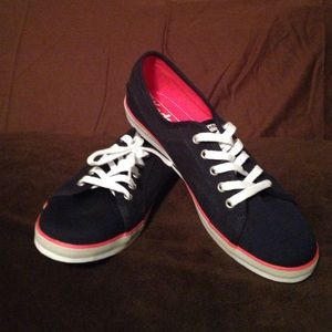 New navy blue Keds
