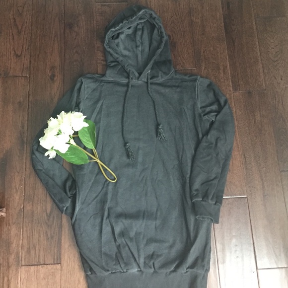 Tunic style hoodie with pockets - Picture 4 of 4