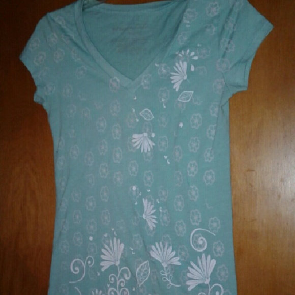 V neck baby fit tee