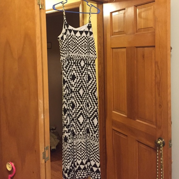 Patterned maxi dress