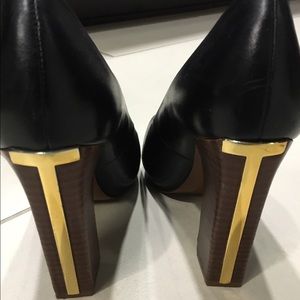 Tory Burch Open Toe Pumps
