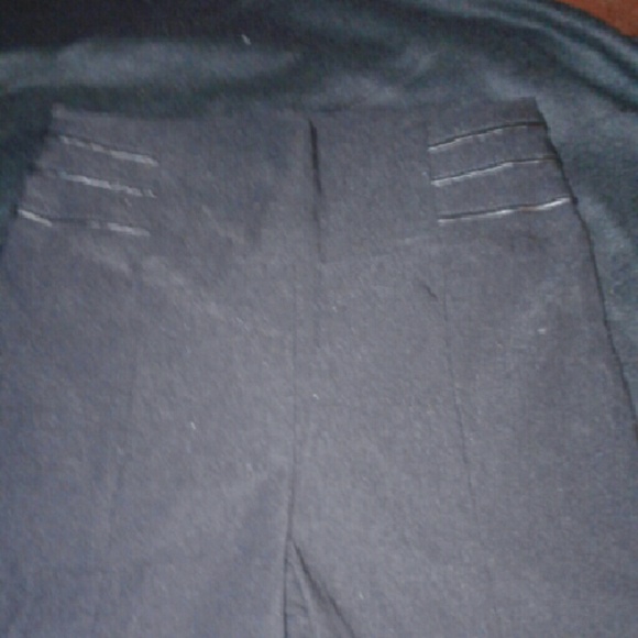 Capris - Picture 2 of 2