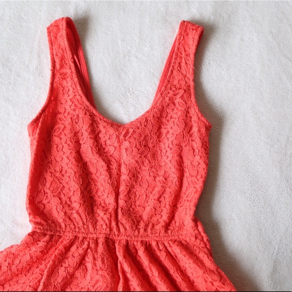 Mossimo Supply Co. Dresses & Skirts - PERFECTLY FITTED LACE DRESS