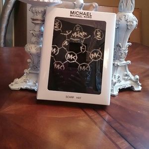 Michael Kors scarf and hat set