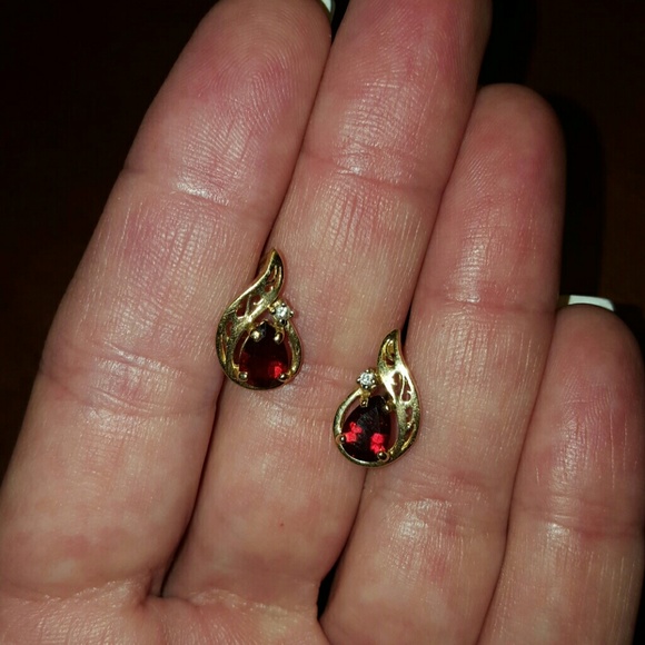 Garnet and diamond earrings