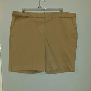 2 HOUR SALE!Talbot khaki shorts