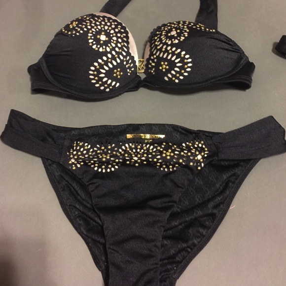 Victoria's Secret bikini