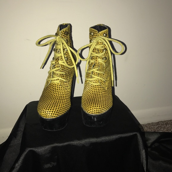 Jeffrey Campbell Tardy Booties