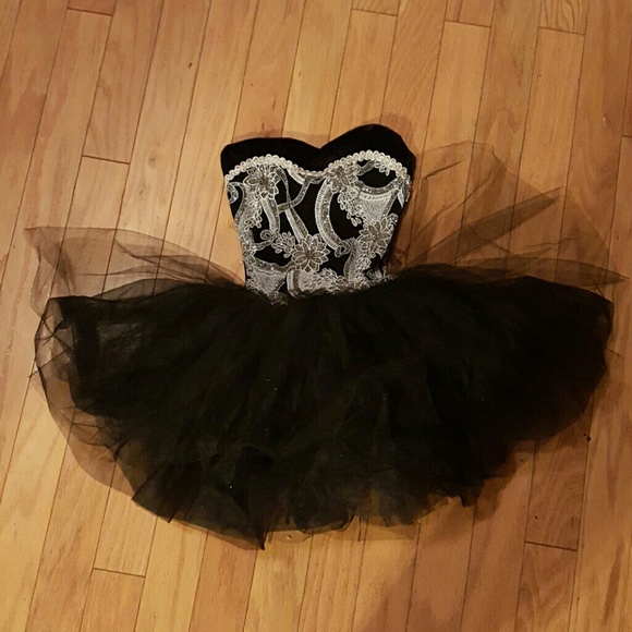 Black swan style Halloween/dance costume