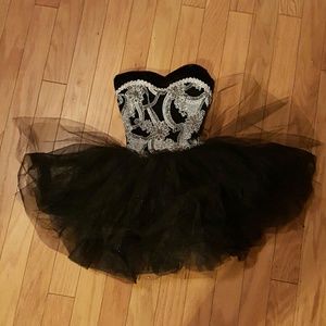 Black swan style Halloween/dance costume