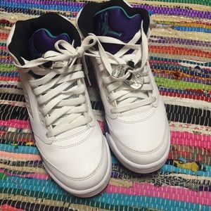 Jordan grape retro 5