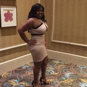 Meet your Posher, Afton