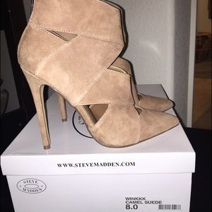 Steve Madden Camel Suede Crisscross Cutout Bootie