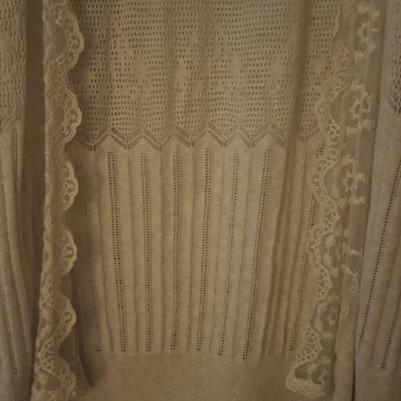 ❣ American Rag Sweater ❣ - Picture 2 of 4