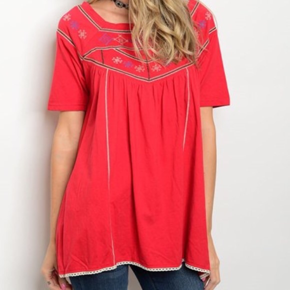 Boutique Tops - Last one! New boutique Stunning Embroidered Top