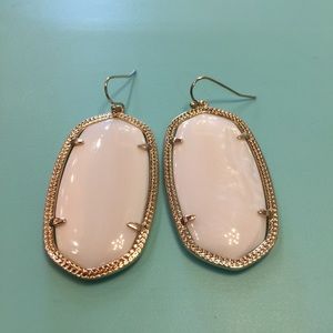 Kendra Scott earrings!